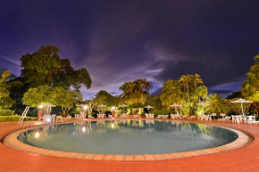 Отель Hotel Deville Express Guaira  Guaíra